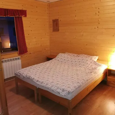 Wynajem Pokoi Country house Czarny Dunajec